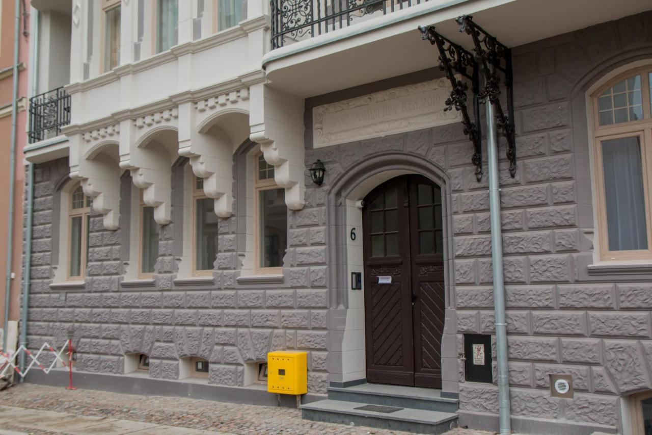 Apartament Golden By Rentoom *